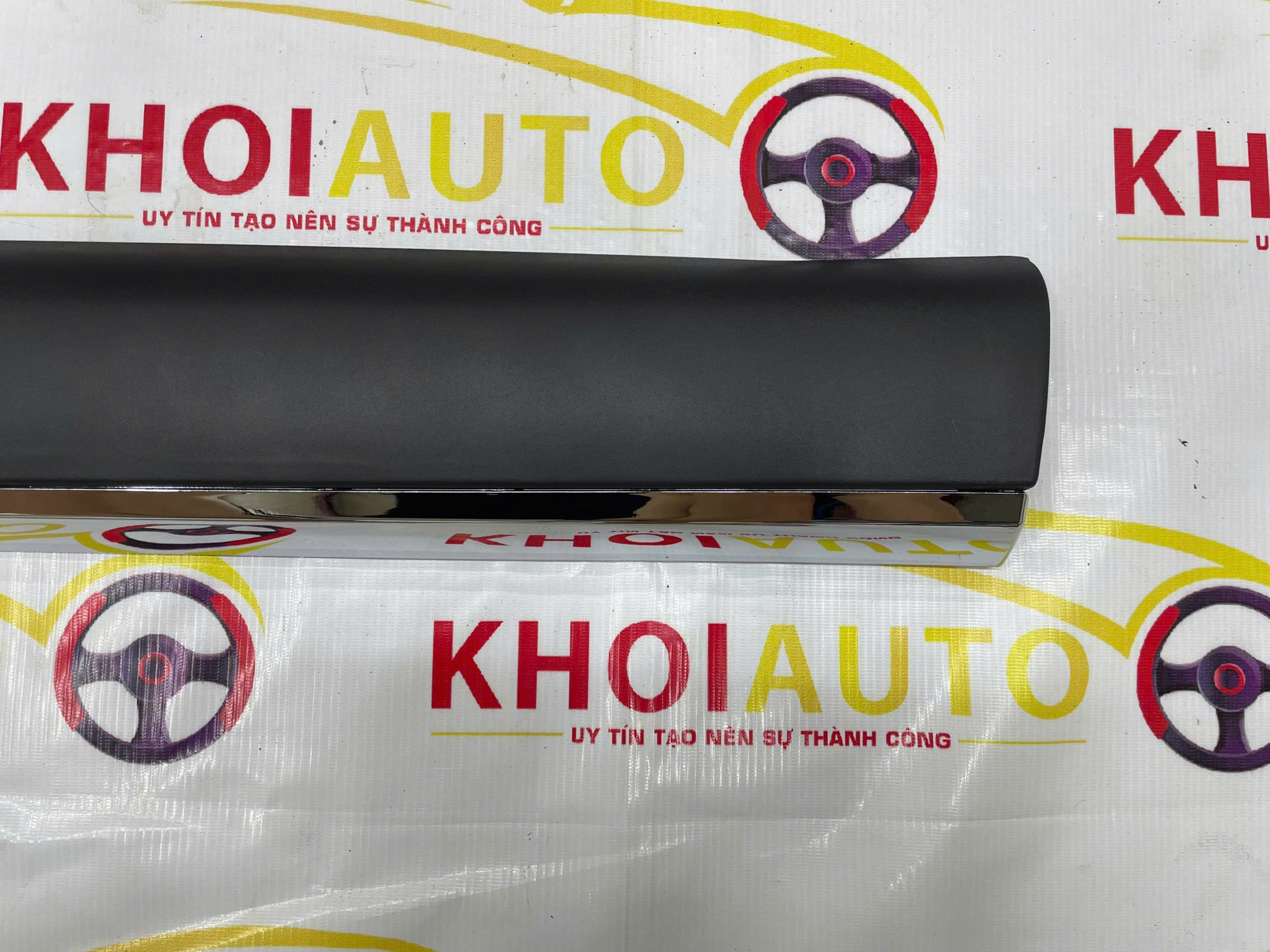 75071-48030 Ốp Cánh Cửa Trước LEXUS RX350 2009-2015 Vế Phải(RH) 7507148030