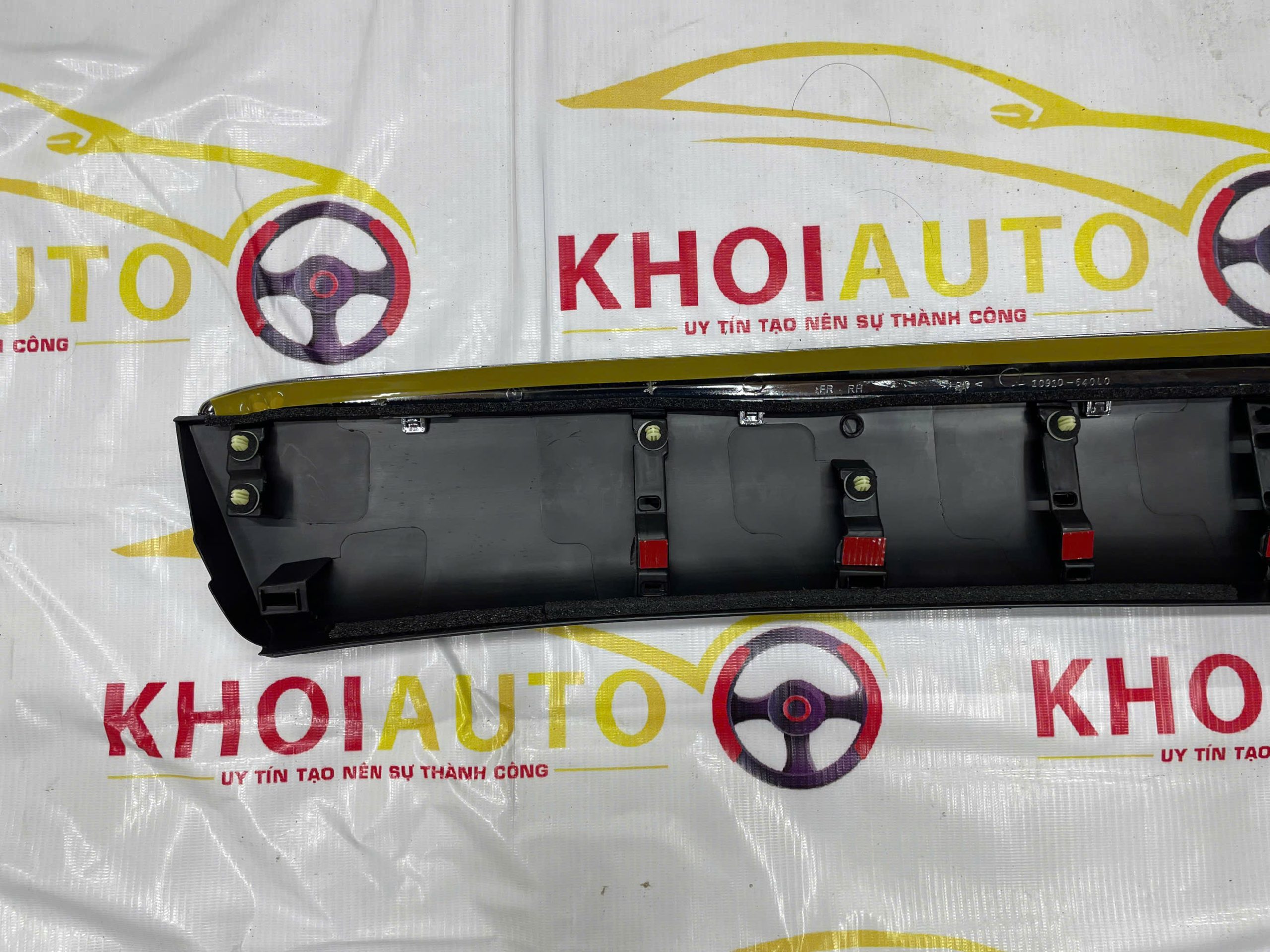 75071-48030 Ốp Cánh Cửa Trước LEXUS RX350 2009-2015 Vế Phải(RH) 7507148030