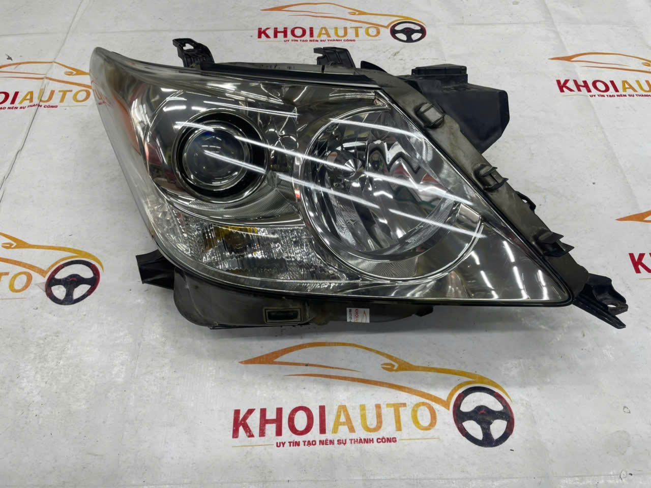 81130-60D61 Đèn Pha LEXUS LX570 2008-2012 Phải(RH) 8113060D61 Tháo Xe