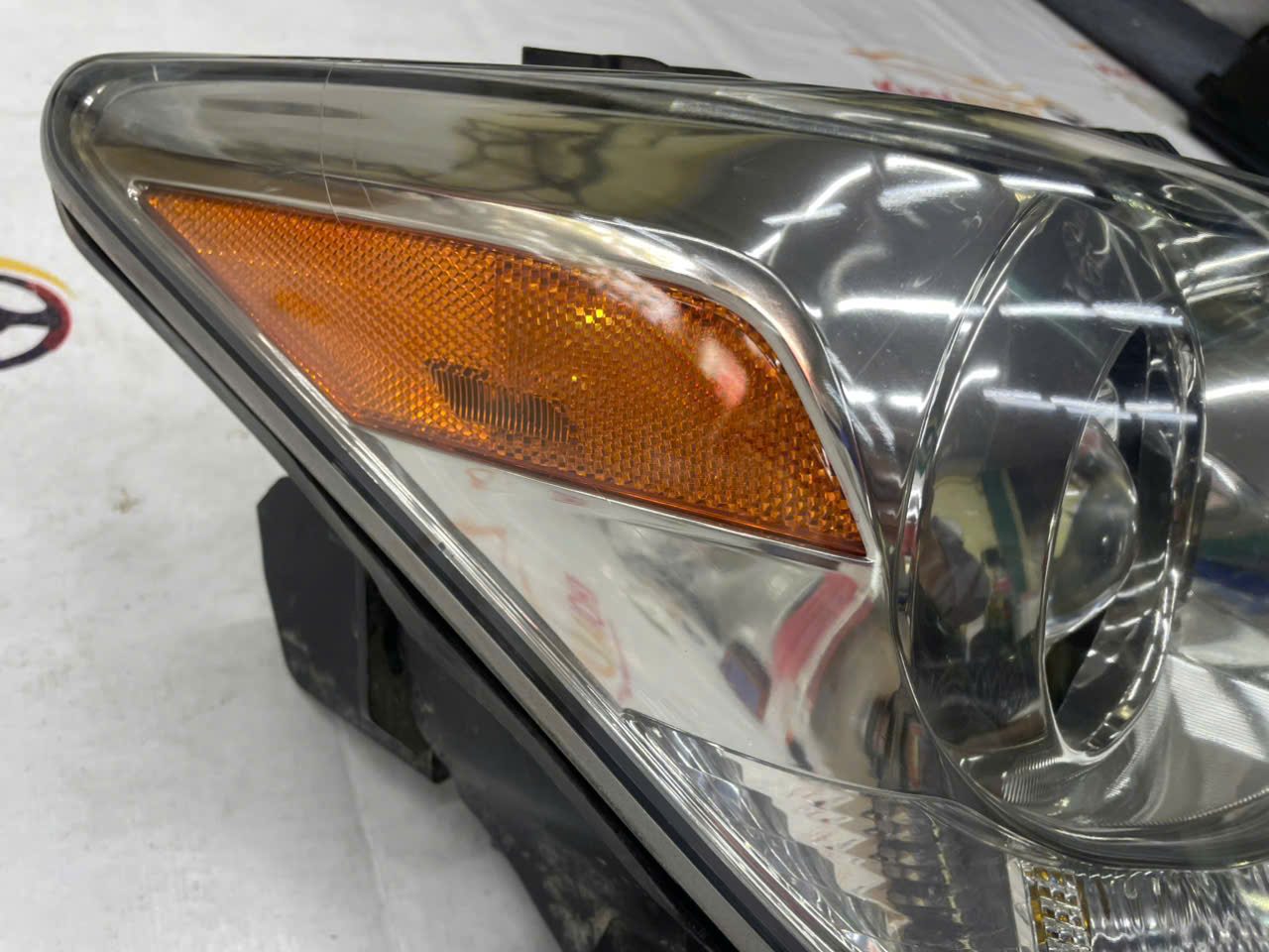 81130-60D61 Đèn Pha LEXUS LX570 2008-2012 Phải(RH) 8113060D61 Tháo Xe81130-60D61 Đèn Pha LEXUS LX570 2008-2012 Phải(RH) 8113060D61 Tháo Xe