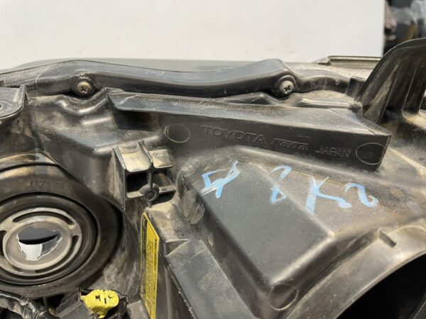 81145 48B40 Den Pha LEXUS RX350 2013 2015 Ve Phai RH 8114548B40 19