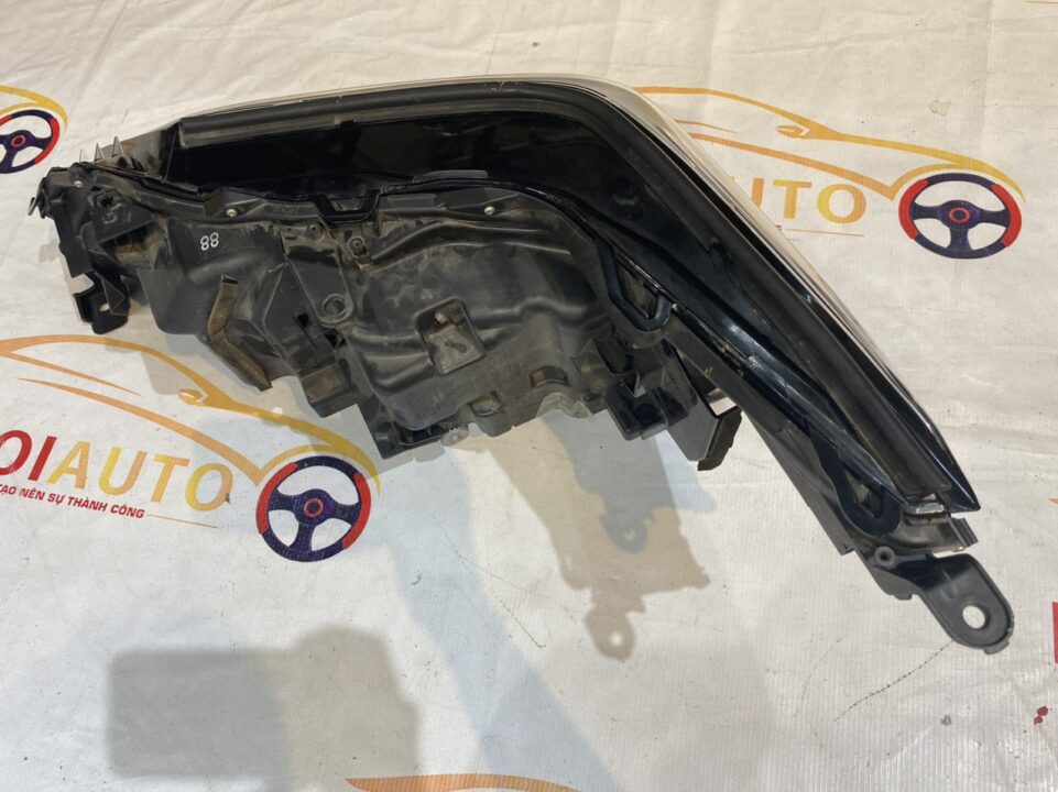 81145-60L11 Đèn Pha LEXUS LX570 20165-2020 Vế Phải(RH)8114560L11