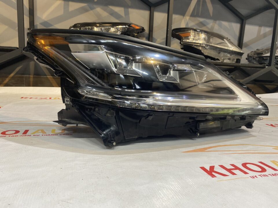 81145-60L11 Đèn Pha LEXUS LX570 20165-2020 Vế Phải(RH)8114560L11