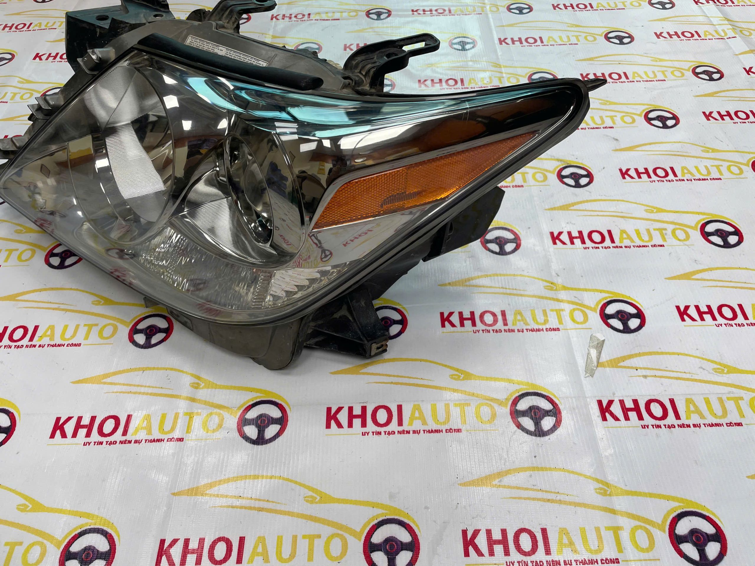 81170-60D31 Đèn Pha LEXUS LX570 2008-2012 Trái(LH)8117060D31 Tháo Xe