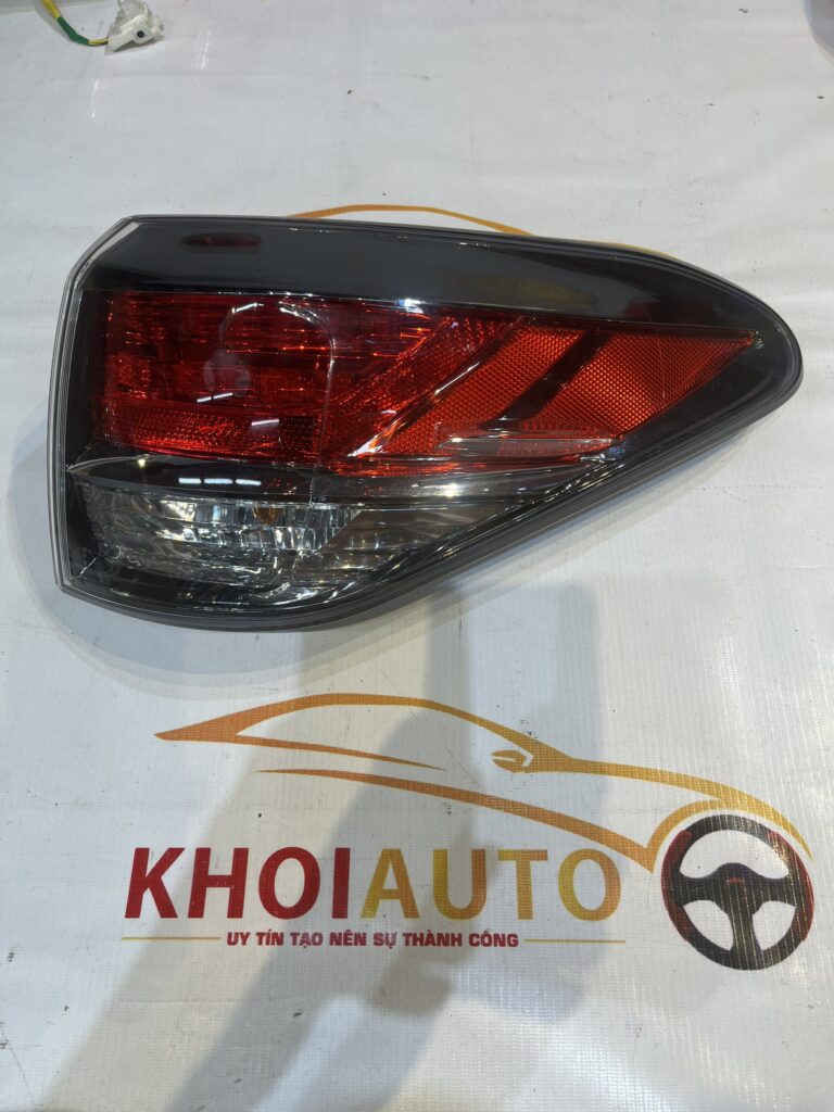 81551-48310	Đèn Hậu Ngoài LEXUS RX350 2013-2015 Vế Phải(RH)8155148310