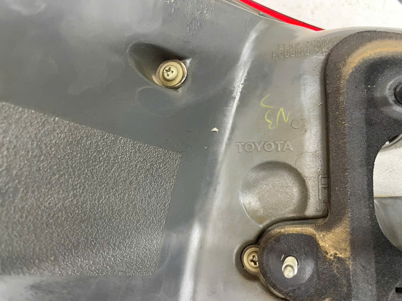 81551-50160 Đèn Hậu Ngoài LEXUS LS460 2006-2008 Vế Phải(RH)old 8155150160