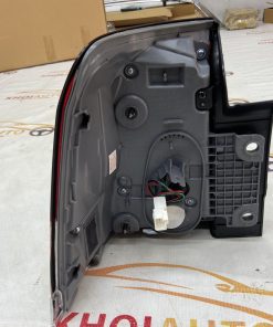 81551-60A60 Đèn Hậu Vế Ngoài LEXUS LX570 2013-2015 (RH) 8155160A60
