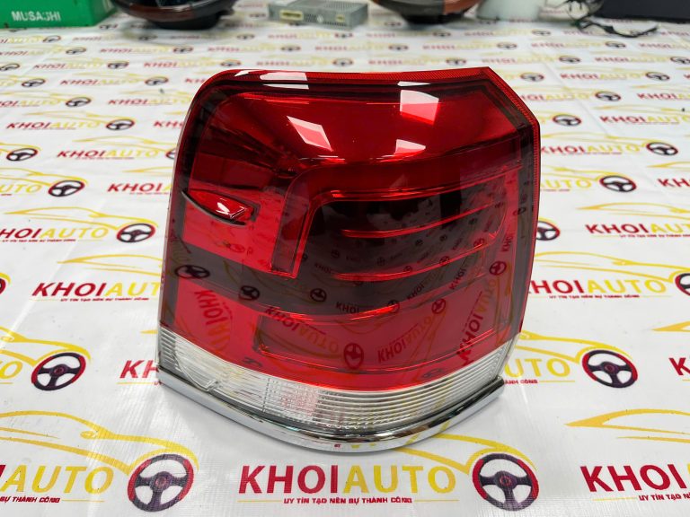 81561-60B70  Đèn Hậu Ngoài TOYOTA Land Cruiser 2016-2020 Trái(LH)8156160B70	OEM