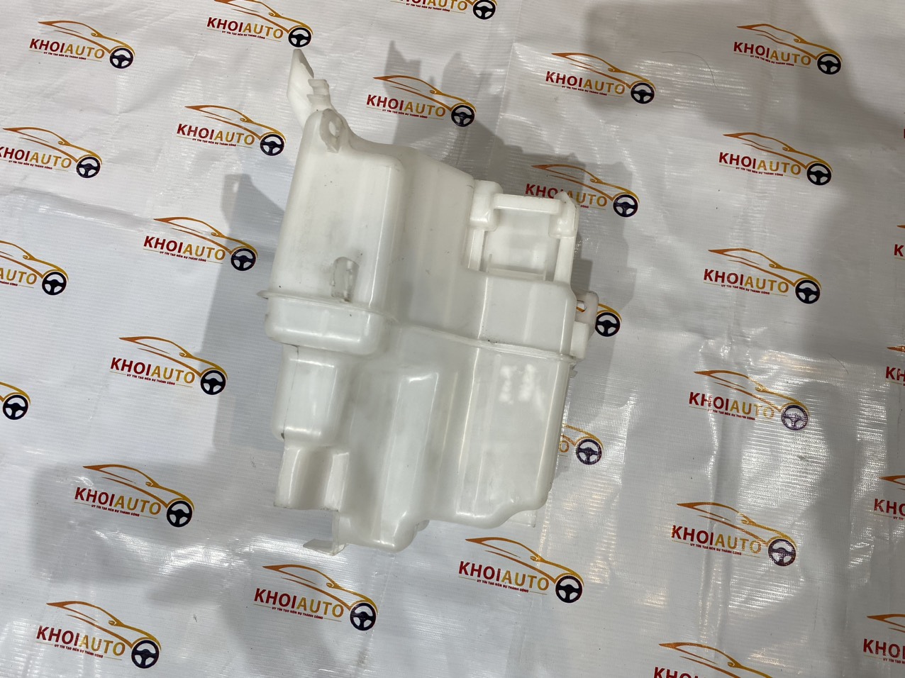 85355-48050 Bình Nước Rửa Kính Lexus RX SERIES 2009-2012 8535548050 OEM