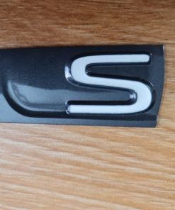 Chu S Phia Sau Xe LX570 2016 2022 Ban The ThaoSport 2 rotated