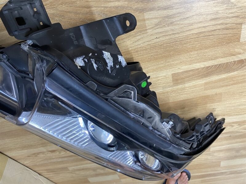 ĐÈN PHA(ĐEN) VẾ TRÁI (LH) - Ảnh 4