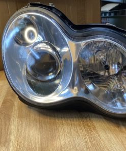 ĐÈN PHA XENON VẾ PHẢI (RH)