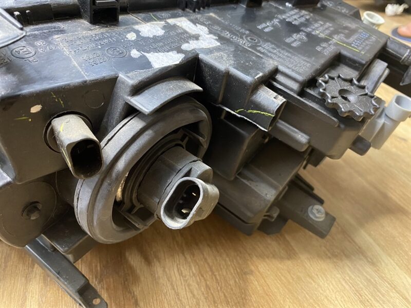 ĐÈN PHA VẾ PHẢI ( RH ) - Ảnh 4