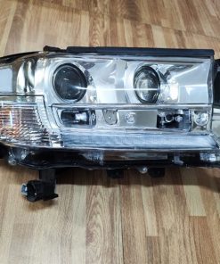 Alternative view of ĐÈN PHA VẾ PHẢI ( RH )