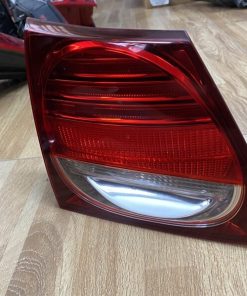 ĐÈN HẬU TRONG VẾ TRÁI (LH)