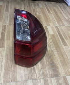 ĐÈN HẬU VẾ PHẢI (RH)