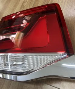 ĐÈN HẬU TRONG VẾ TRÁI (LH)