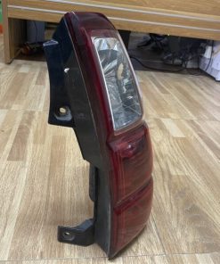 Alternative view of ĐÈN HẬU VẾ PHẢI (RH)