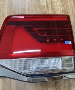 Alternative view of ĐÈN HẬU TRONG TOYOTA VẾ PHẢI (RH)