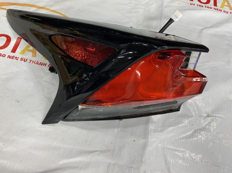 81561-78020 Đèn Hậu Vế Ngoài LEXUS NX SERRIESS 2017 VẾ TRÁI (LH) 8156178020