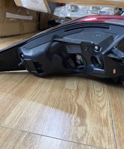 Alternative view of ĐÈN HẬU NGOÀI VẾ PHỤ ( RH )