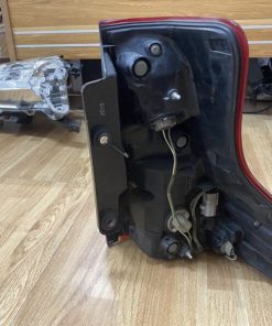 Alternative view of ĐÈN HẬU VẾ TRÁI (LH)