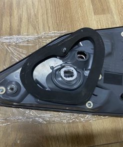 Alternative view of ĐÈN HẬU TRONG VẾ TRÁI (LH)