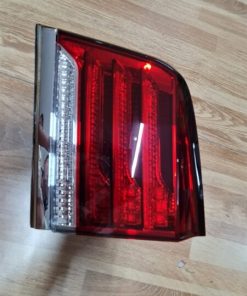 ĐÈN HẬU LEXUS TRONG VẾ PHẢI (RH)