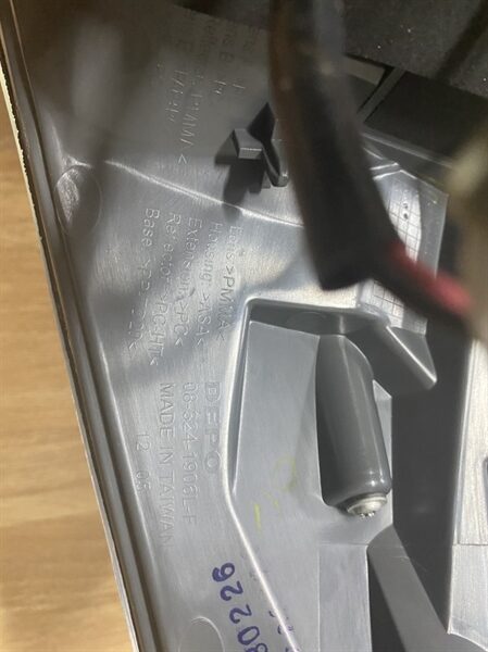 ĐÈN HẬU NGOÀI VẾ TRÁI(LH) - Ảnh 4