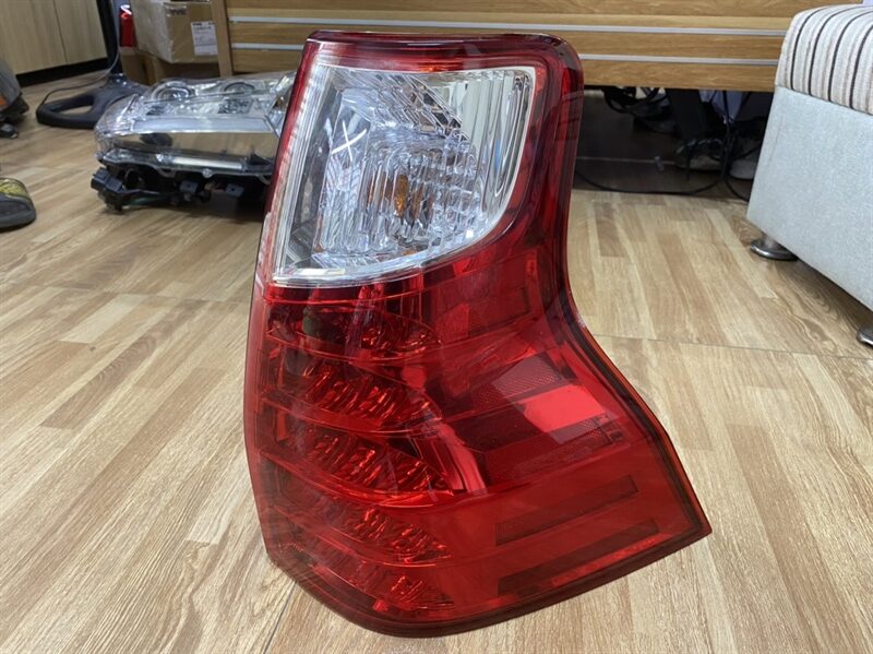 ĐÈN HẬU VẾ PHẢI (RH) - Ảnh 5