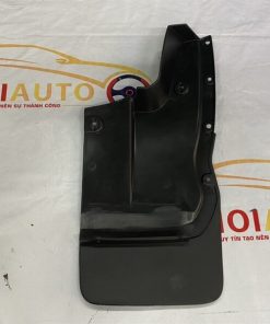 CHẮN BÙN BÁNH SAU VẾ TRÁI(LH)