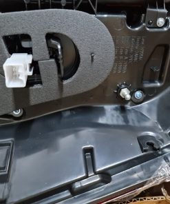 Đèn Hậu Ngoài Vế Trái(LH)