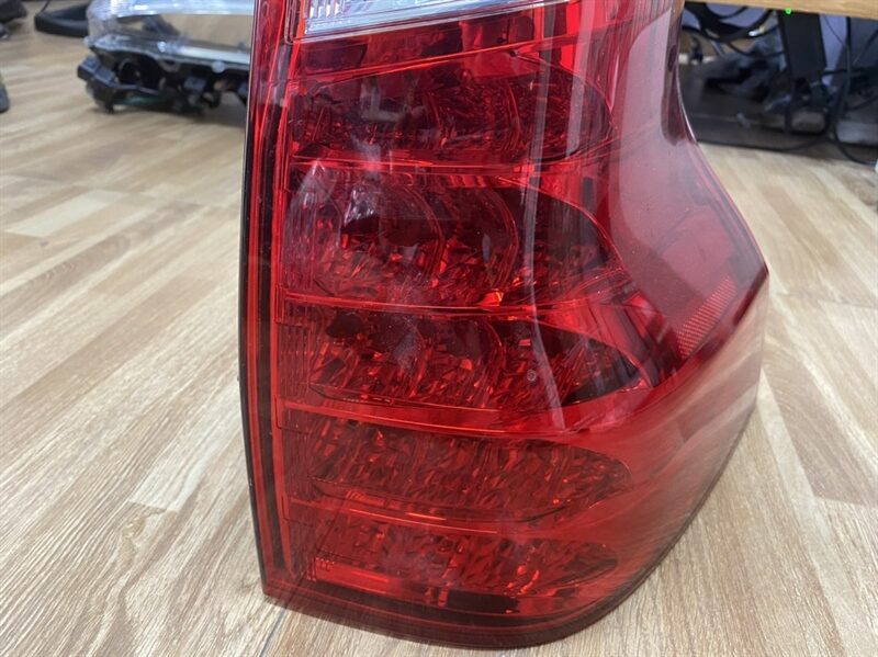 ĐÈN HẬU VẾ PHẢI (RH) - Ảnh 3