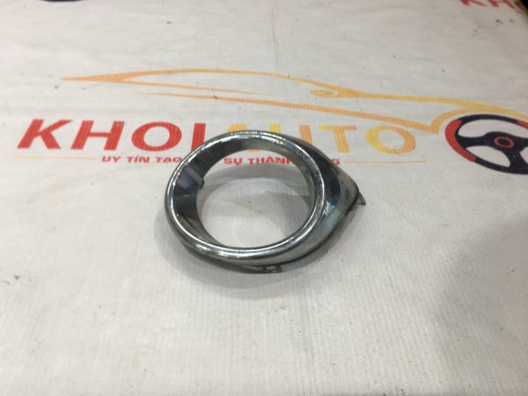 81481-33040 Mạ Đèn Gầm Lexus ES350 2013-2015 Vế Phải(RH) Bãi Tháo Xe 8148133040