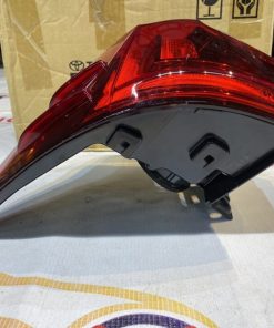 81561 60C10 Den Hau Ngoai Lexus LX570 2016 2019 Ve Trai LH 14 1