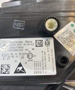 A2059061806 Den Pha Mercedes W205 2020 C300 AMG Ve Phai RH 12