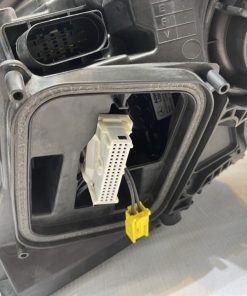 A2059061806 Den Pha Mercedes W205 2020 C300 AMG Ve Phai RH 18