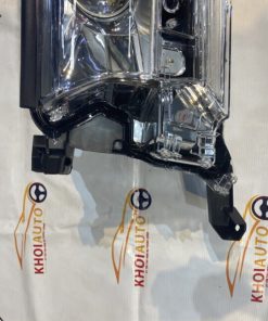 81106 60K52 CP Den pha Toyota Landcruiser 2019 Ve Trai LH 6