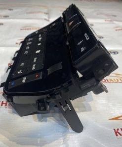 Dieu hoa TOYOTA LANDCRUISER 2019 5