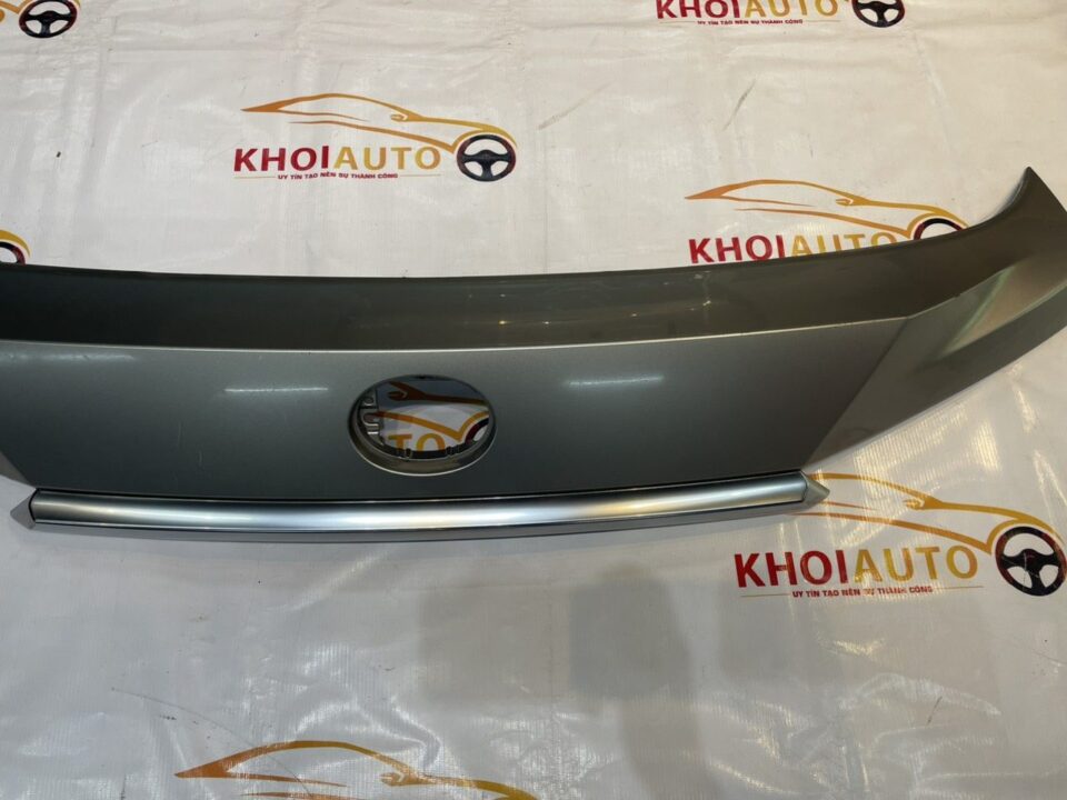 76801-48440 Ốp Trang Trí Cốp Sau LEXUS RX SERIES RX300 RX350 2016-2019 7680148440 - Ảnh 3