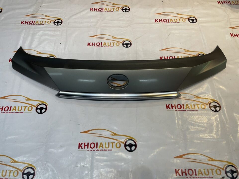 76801-48440 Ốp Trang Trí Cốp Sau LEXUS RX SERIES RX300 RX350 2016-2019 7680148440 - Ảnh 5