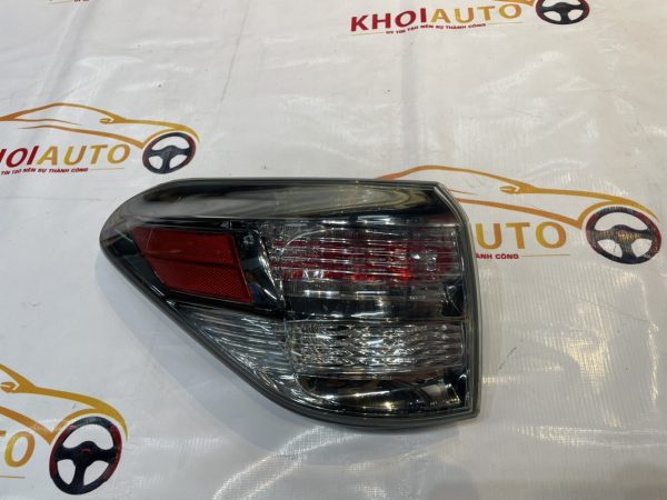 81561 48230 Den Hau Ngoai Ve Trai Lexus RX350 2009 2021 Ve Trai LH 8156148230 4 e1690816594286