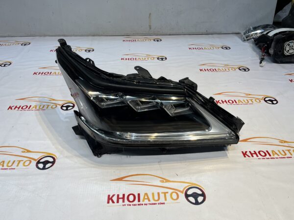 81185 60K91 Den Pha Bai Thao Xe LEXUS LX570 2016 202 8