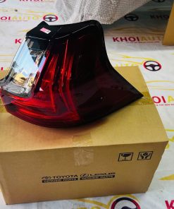 81551-60C20 Đèn Hậu Ngoài LEXUS LX570 2016-2020 Phải(RH)8155160C20 Mới Xịn Chính Hãng