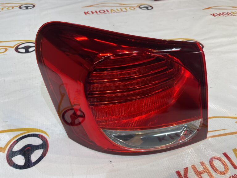 81561-30A40  Đèn Hậu Ngoài LEXUS GS SERIES GS300 GS350  2006-2008 Vế Trái(LH)8156130A40