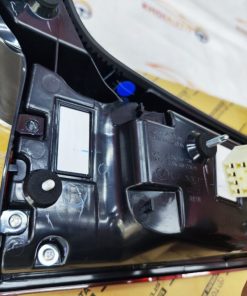 81580 60420 Den Hau Trong Moi Xin LEXUS LX570 2016 2020 Ve PhaiRH8158060420 6