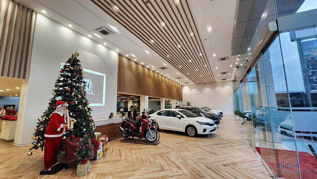 w showroom honda 1 2 1 1575