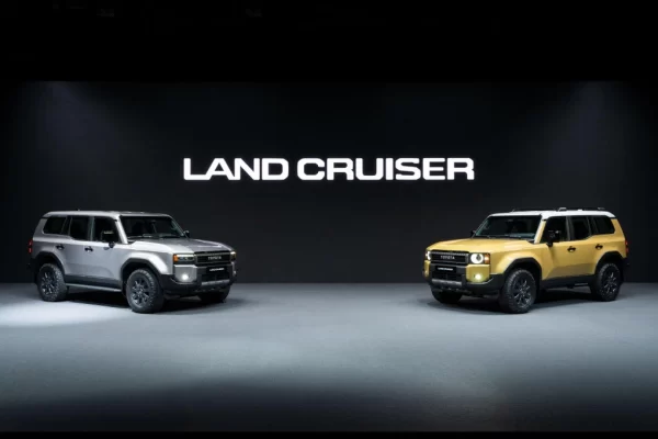 Land Cruiser Prado 2024 ban 7 cho