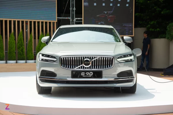 Volvo S90