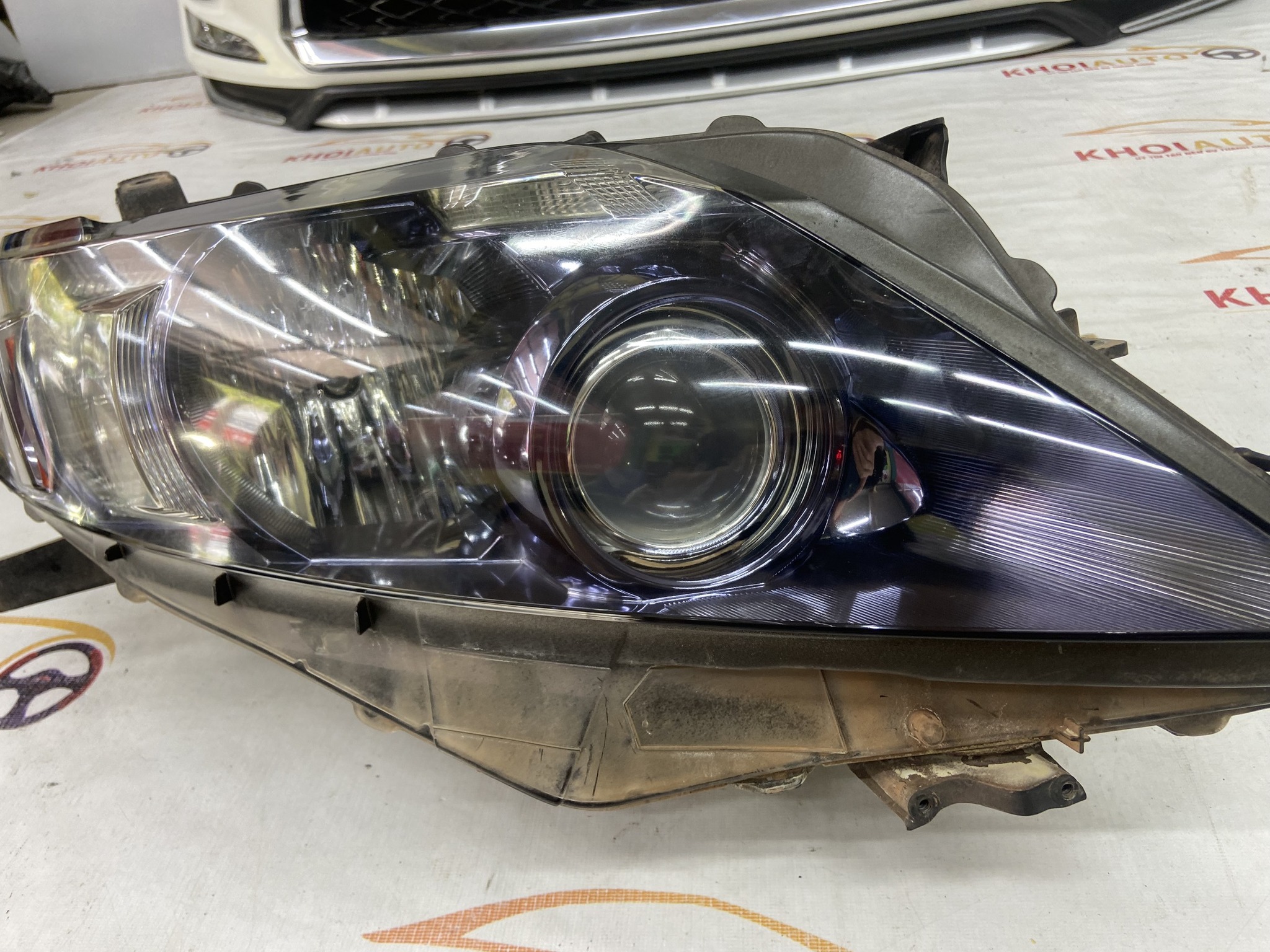 81145-48A11 Đèn Pha Lexus RX450h 2009-2012 Vế Phải(RH) Bãi Tháo Xe (old)8114548A11